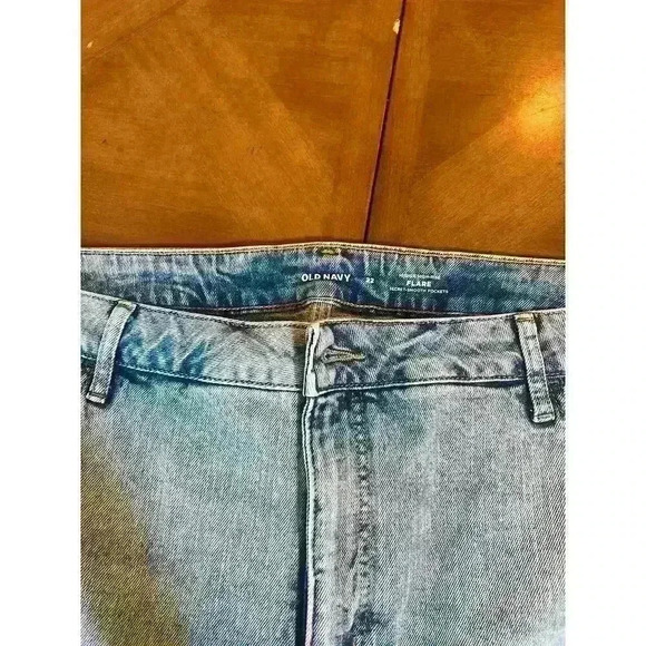 Old Navy higher rise high rise flare jeans size 22w in excellent condition - Picture 3 of 7